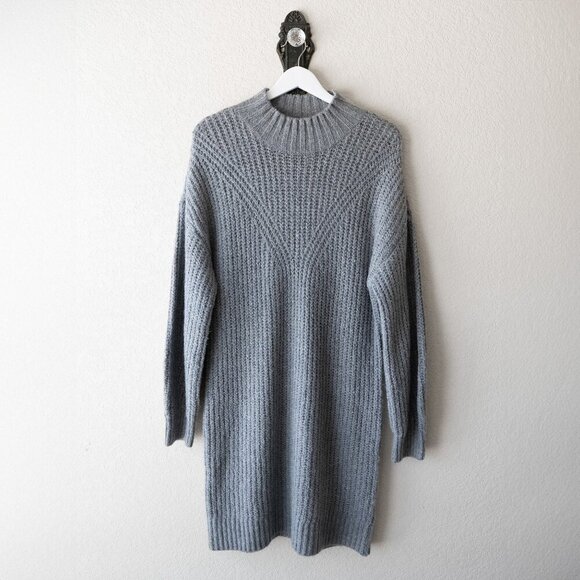 Old Navy Sweater Dress Sz M Gray Knit Relaxed LS MockNeck Shift Recycled - Picture 1 of 6